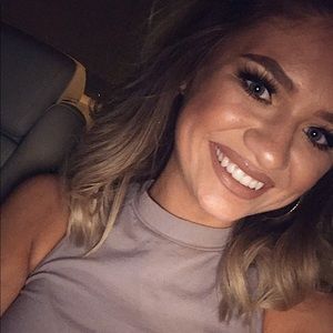 Meet your Posher, Breanne